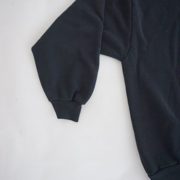 Vintage Black Embroidered Pink Cat Kittens Floral Sweatshirt Cottagecore  M - Picture 7 of 9